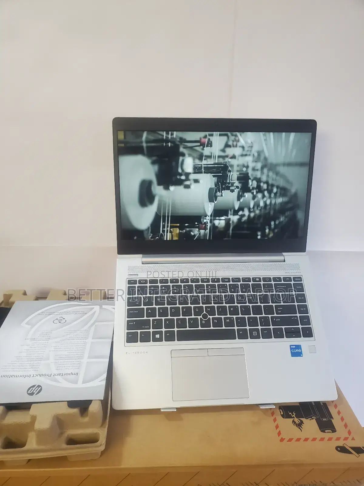 New Laptop HP EliteBook 2760P 12GB Intel Core I5 SSD 512GB