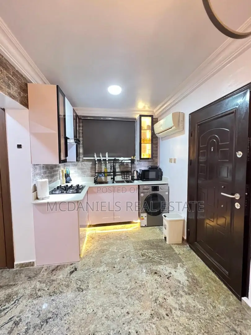 Furnished 1bdrm Apartment in Victoria Island Extension for sale