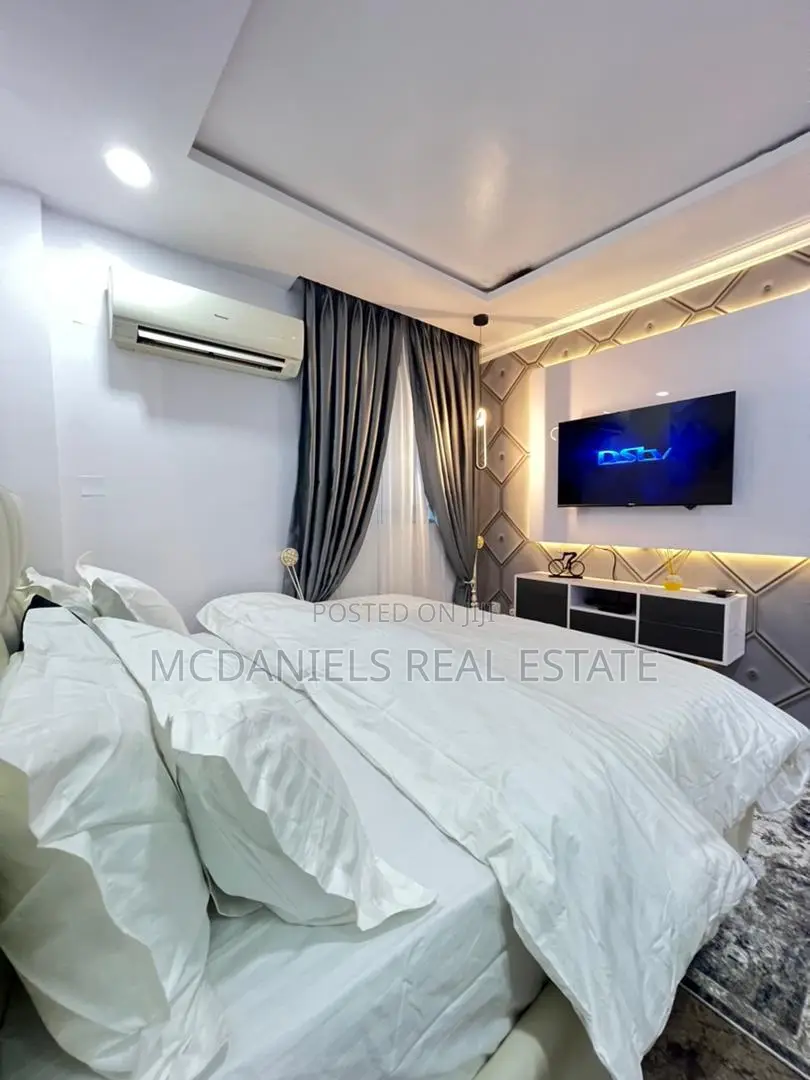 Furnished 1bdrm Apartment in Victoria Island Extension for sale