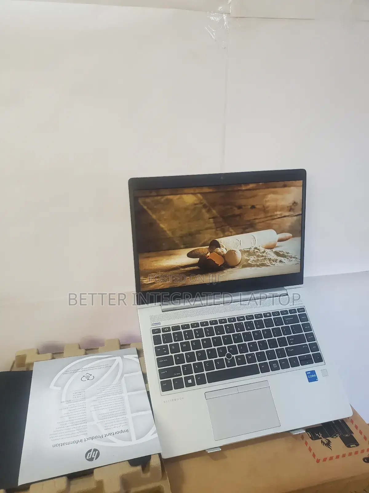 New Laptop HP EliteBook 720 G1 8GB Intel Core i5 SSD 1T
