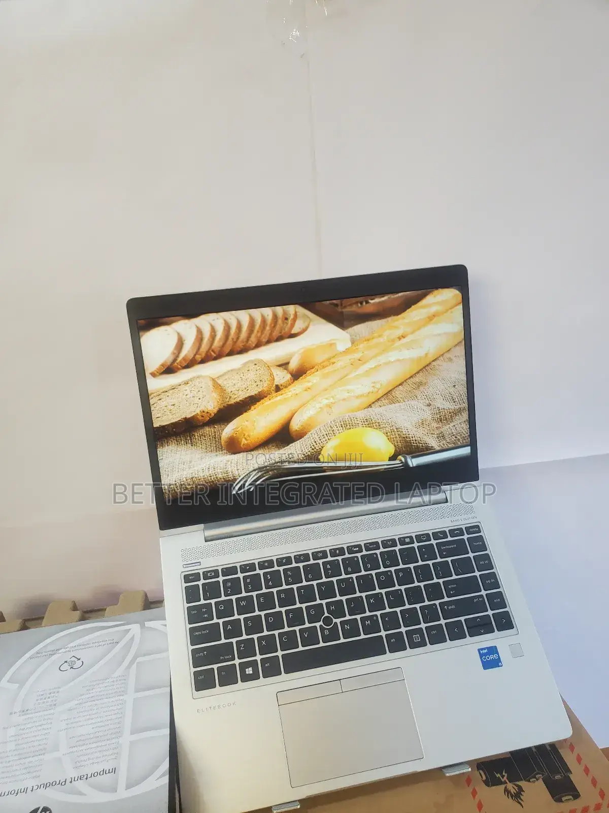 New Laptop HP EliteBook 720 G1 8GB Intel Core i5 SSD 1T