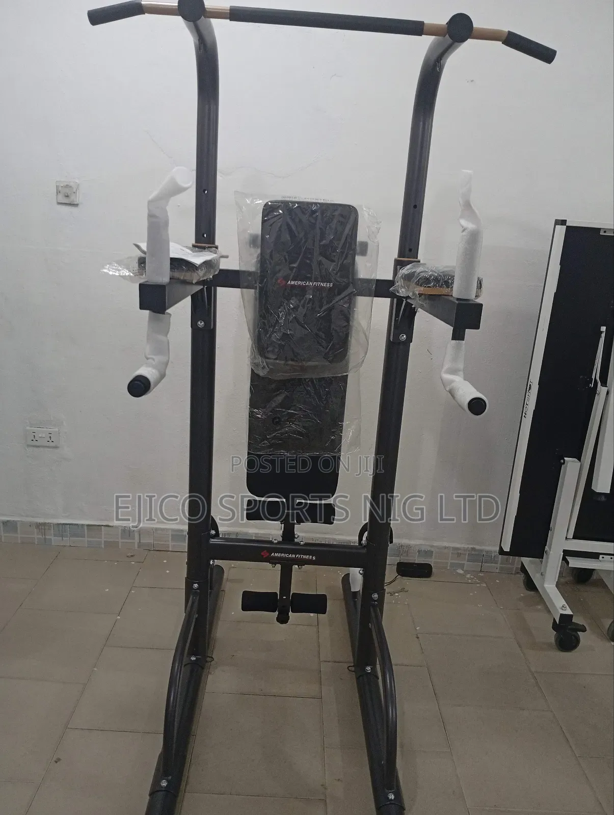 Chinning Elbow Support With Bench/ Pull Up Bar With Bench.