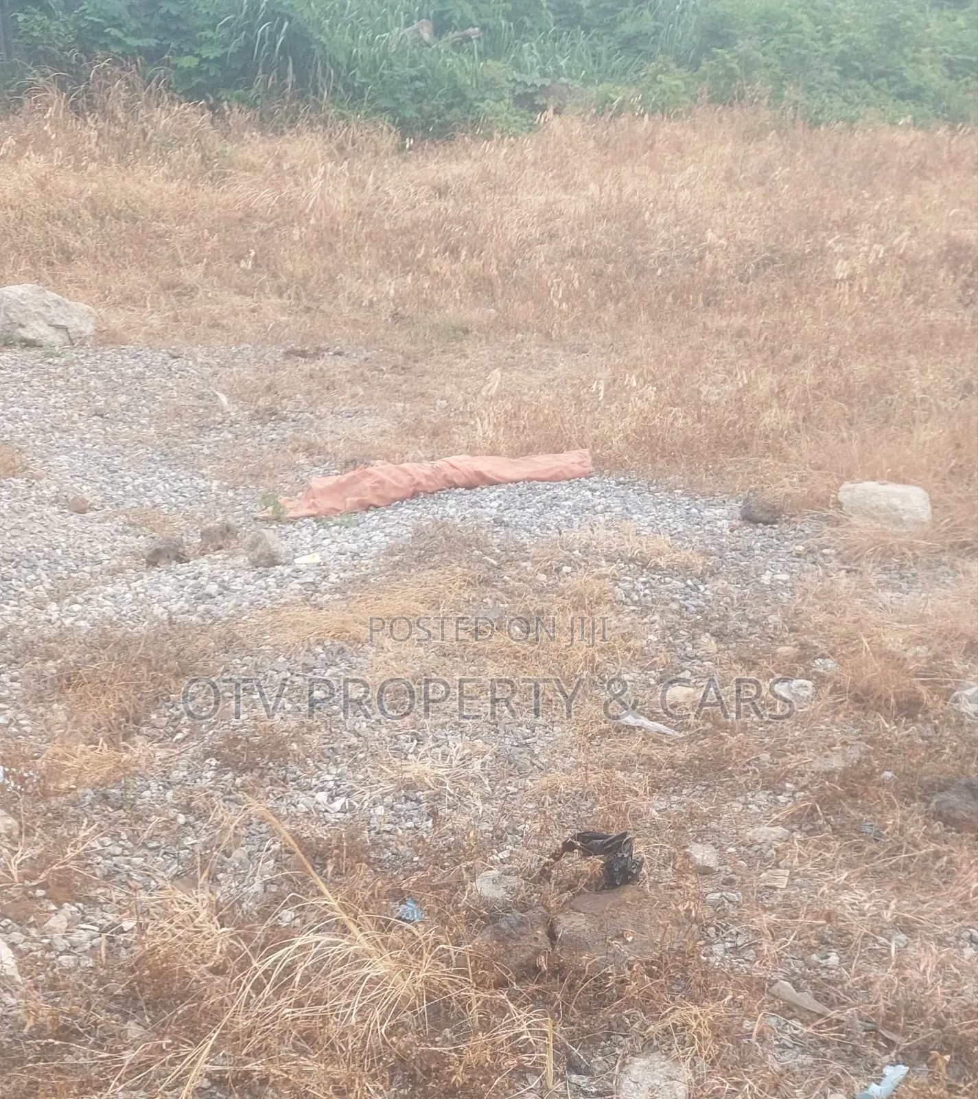 Prime Commercial 10,000 SQM Land Directly on Chevron Drive