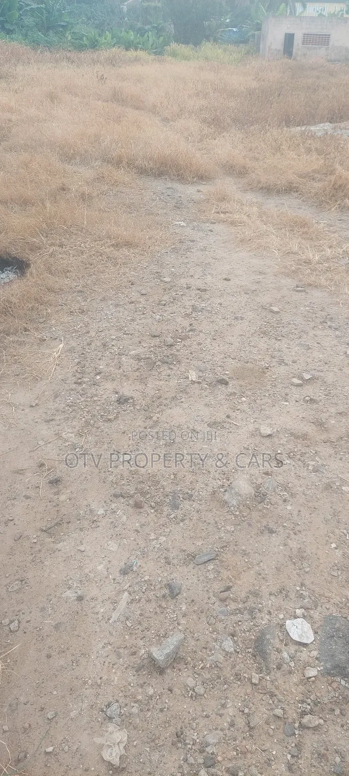 35 Plots of Bare Land Each Plot(648sqm) in an Estate.
