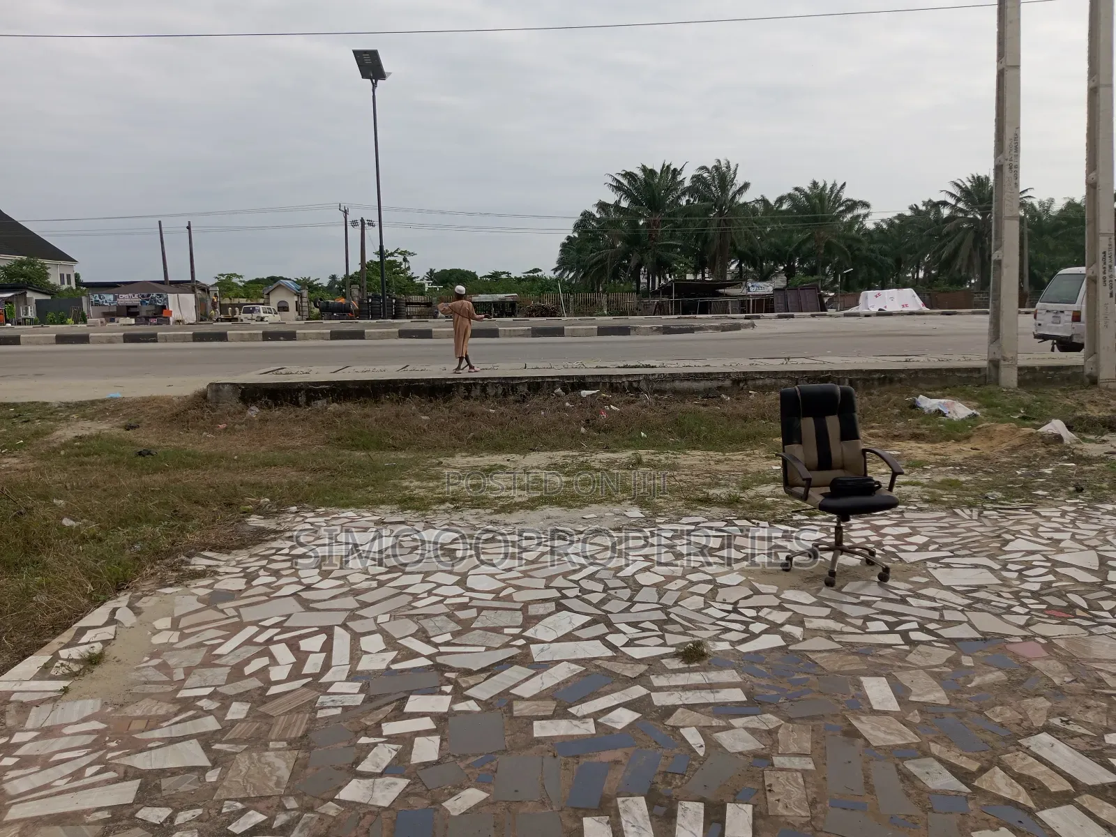 Facing Express 1plot and Massive Office Space for Lease