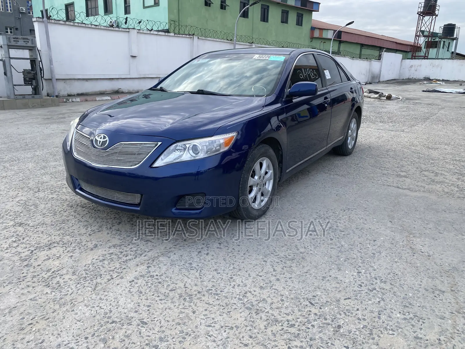 Toyota Camry LE 4dr Sedan (2.5L 4cyl 6A) 2011 Blue