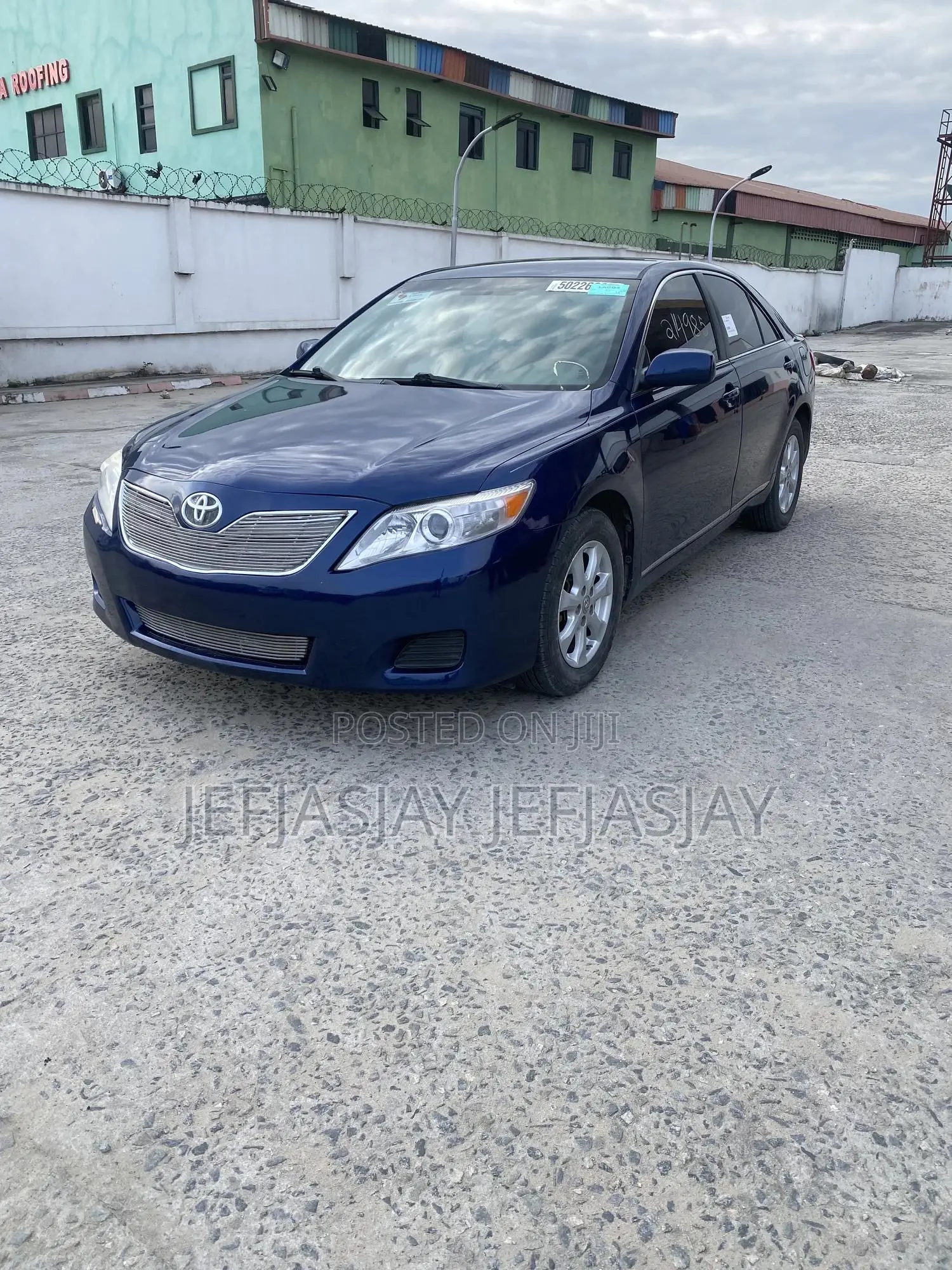 Toyota Camry LE 4dr Sedan (2.5L 4cyl 6A) 2011 Blue