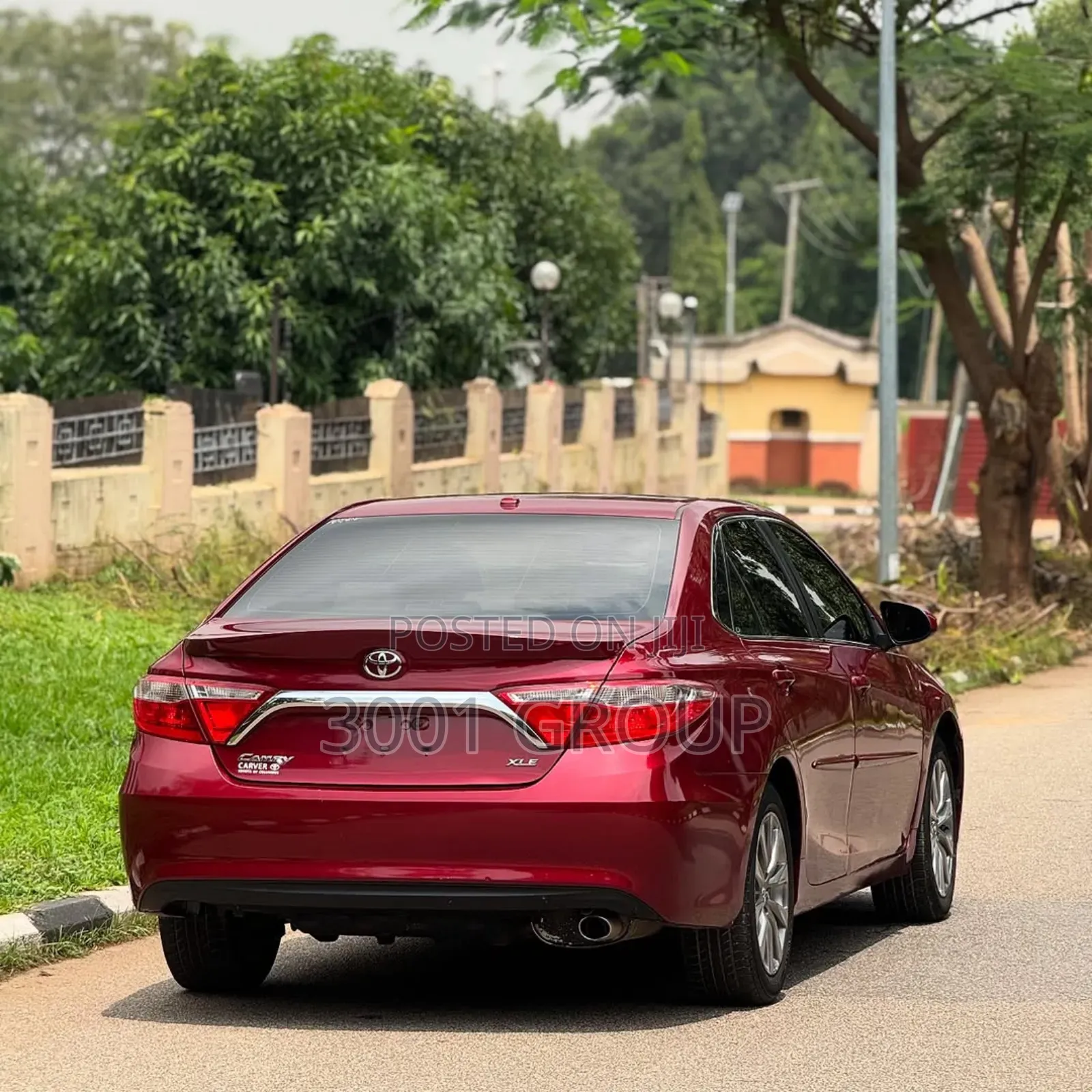 Toyota Camry XLE 4dr Sedan (2.5L 4cyl 6A) 2016 Burgundy