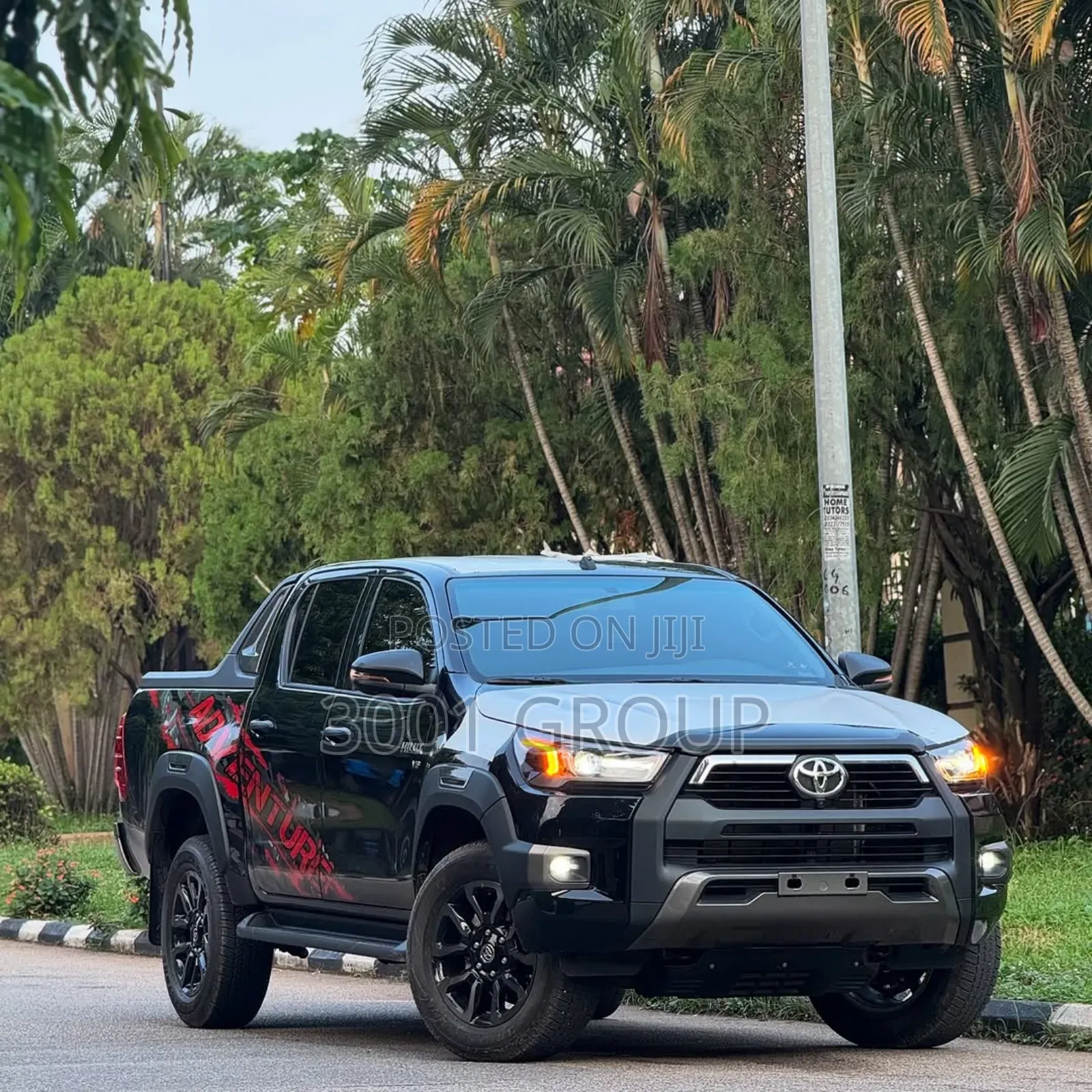 New Toyota Hilux 2025 Black