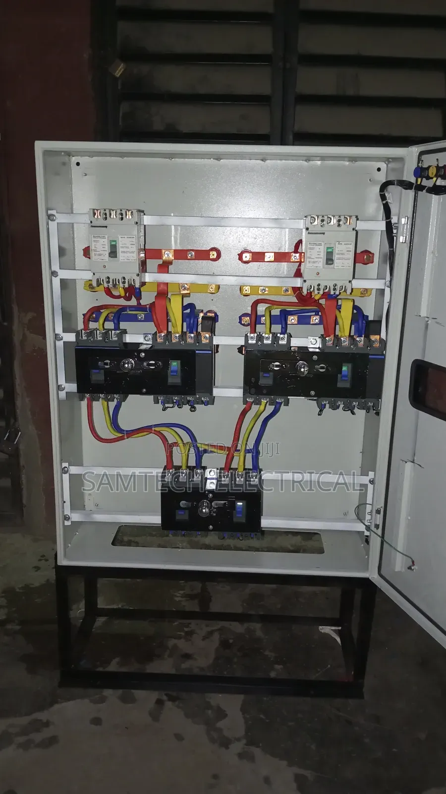 Industrial Socket
