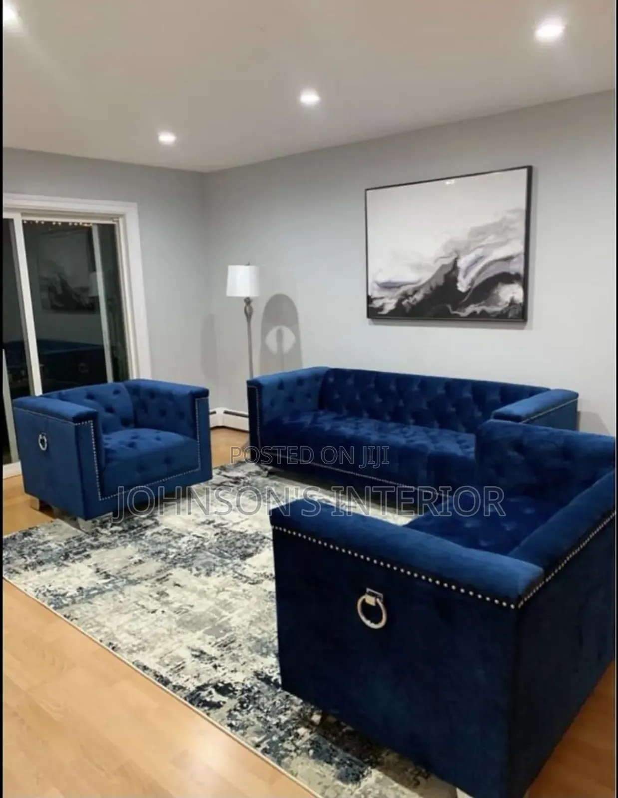 Chairs/Sofa