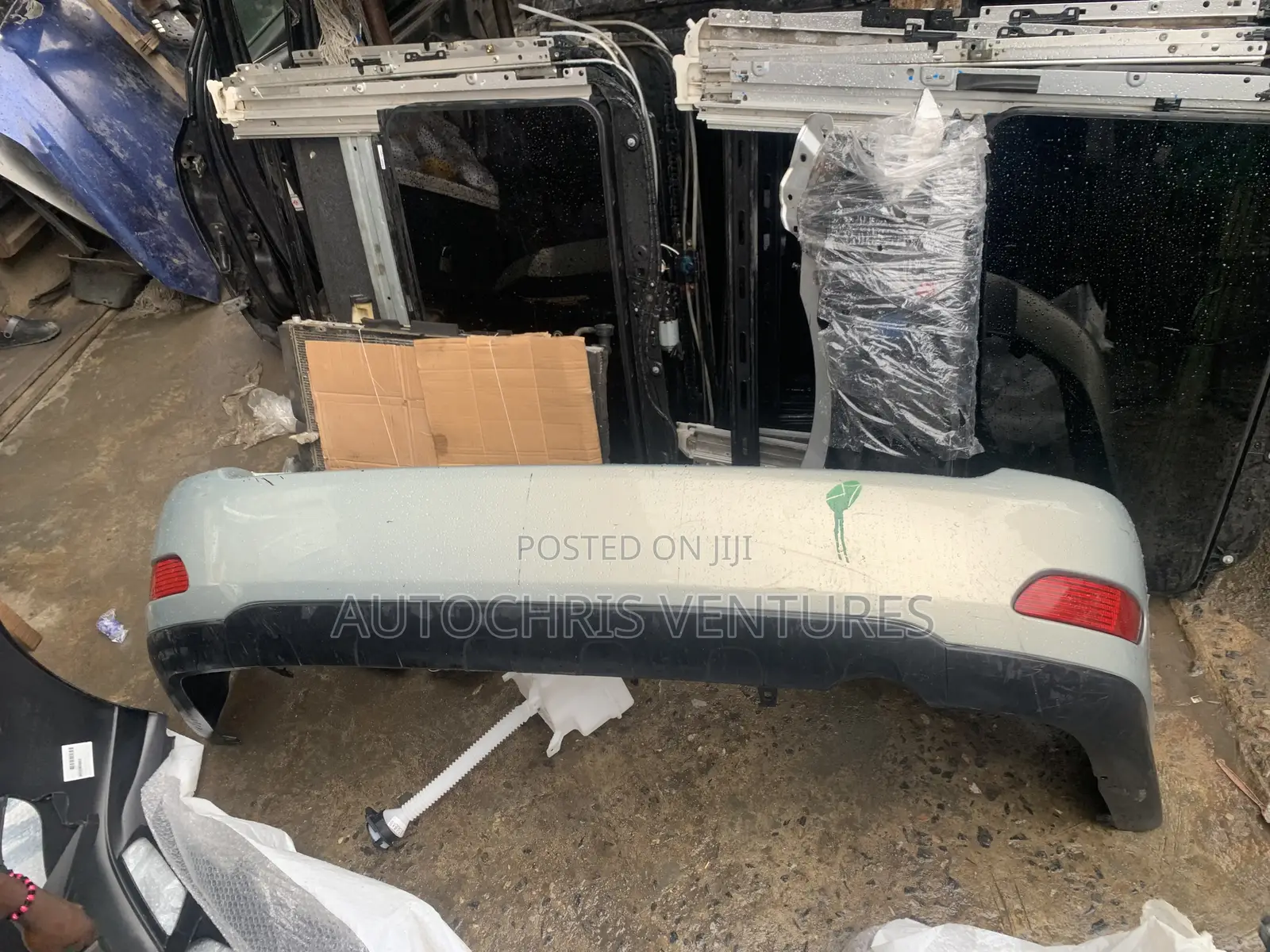 Back Bumper for Lexus Rx330