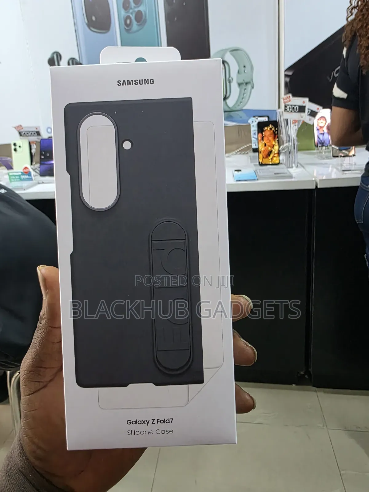 Samsung Galaxy Z Fold 7 Silicone Original Pouch