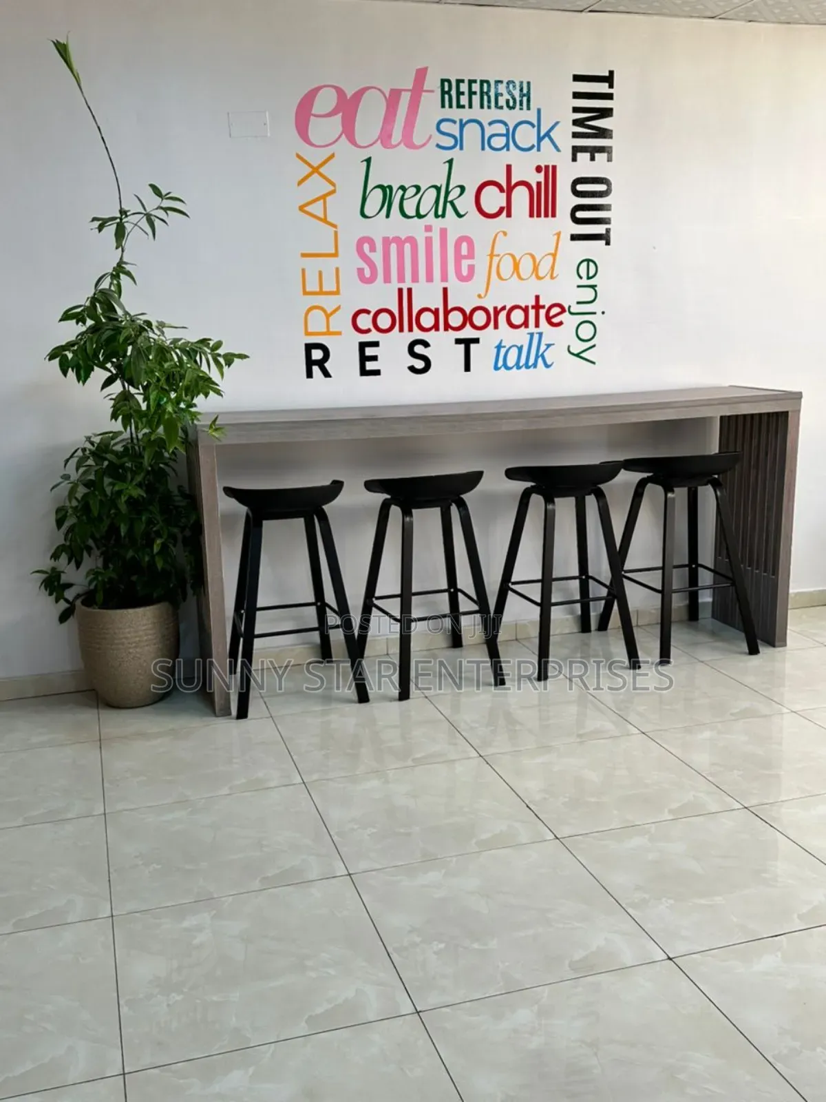 High Quality Imported Bar Stools For Restaurants And Home
