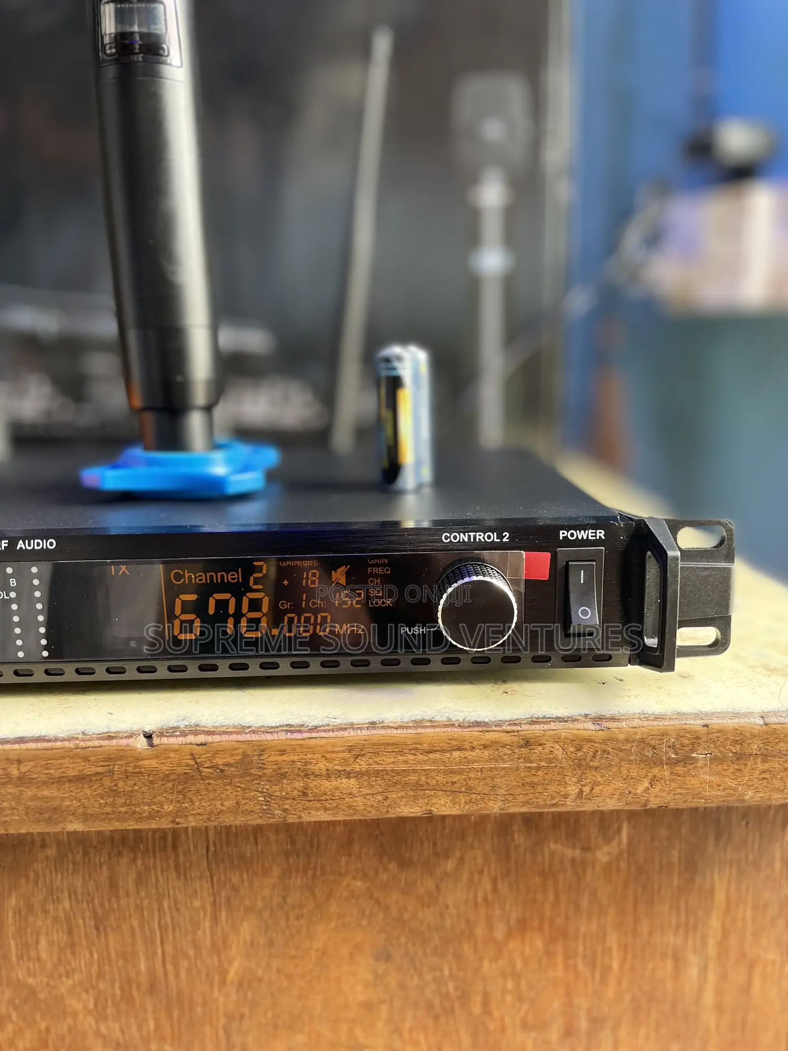 Adx 400 Shure Axent Digital Dual Wireless Microphone