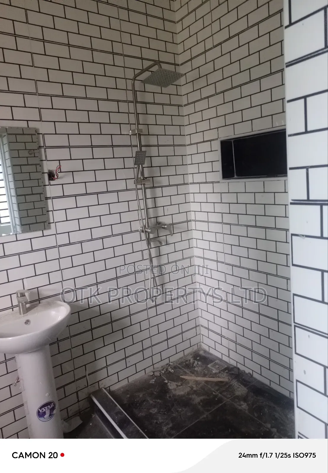 2bdrm Block of Flats in Fo1, Kubwa for rent