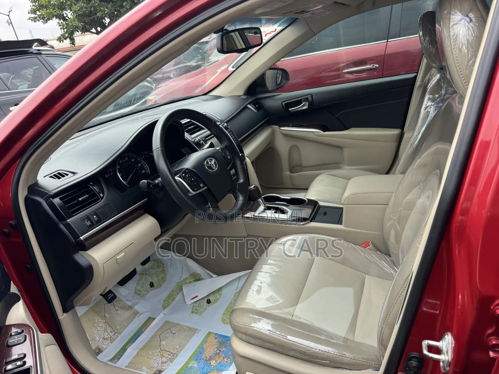 Toyota Camry XLE 4dr Sedan (2.5L 4cyl 6A) 2013 Red