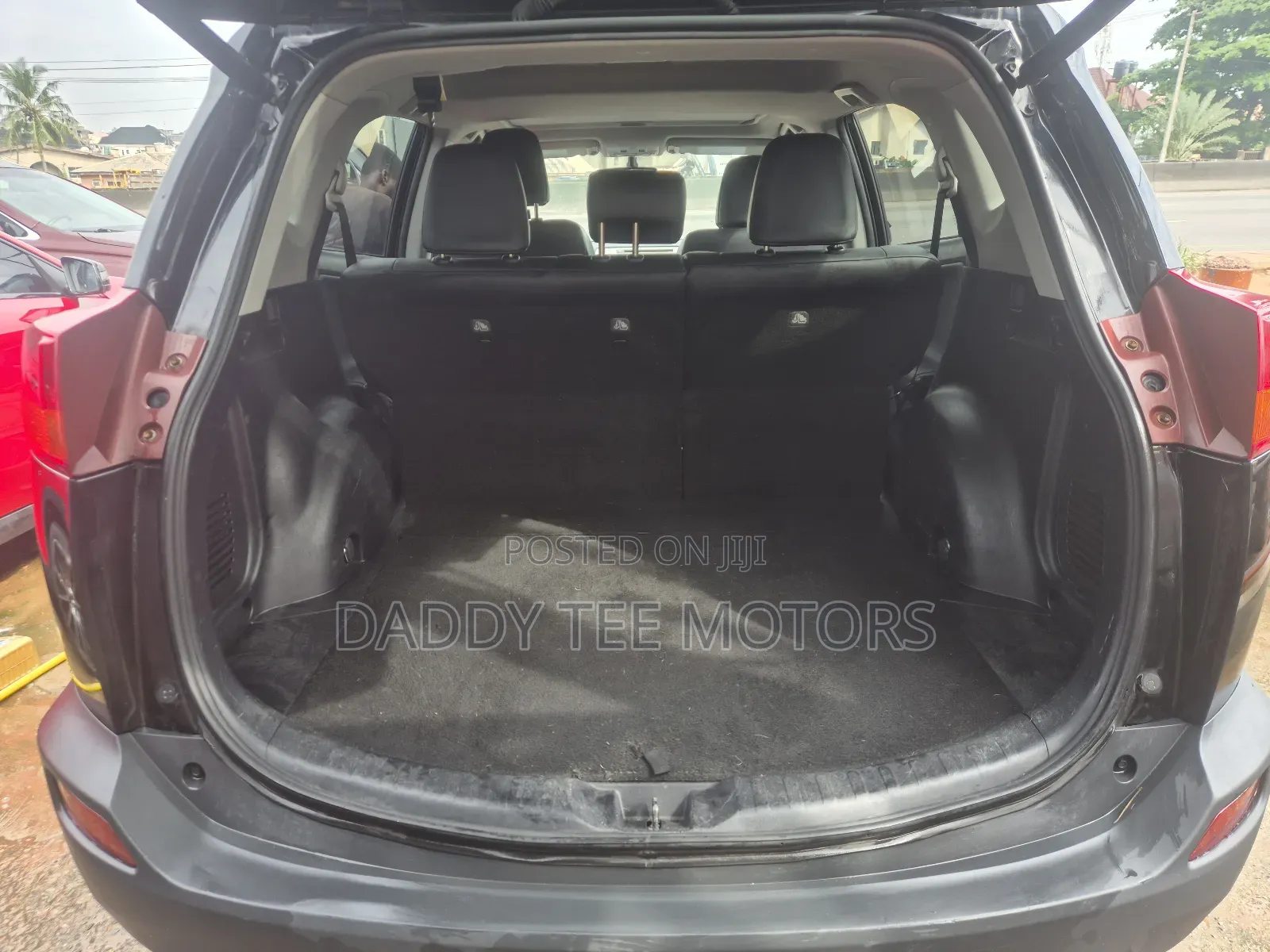 Toyota RAV4 Limited 4dr SUV AWD (2.5L 4cyl 6A) 2014 Matt Black