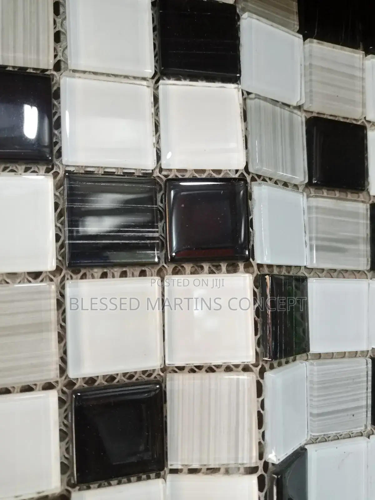 Glass Mosaic, for Swimming Pool, Outside Wall and Pillar.Size: 30x30cm