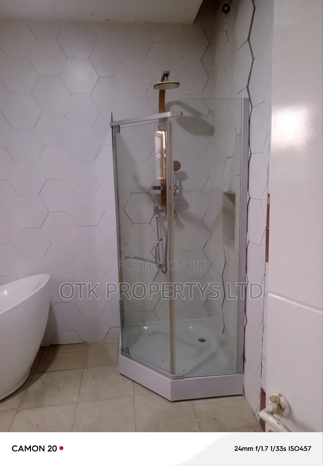 5bdrm Duplex in At Ishaqu Rabiu for rent