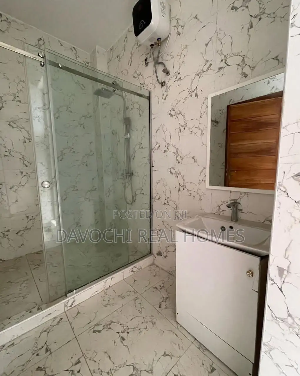 4bdrm Duplex in Orchid Road, Lekki Phase 1 for rent