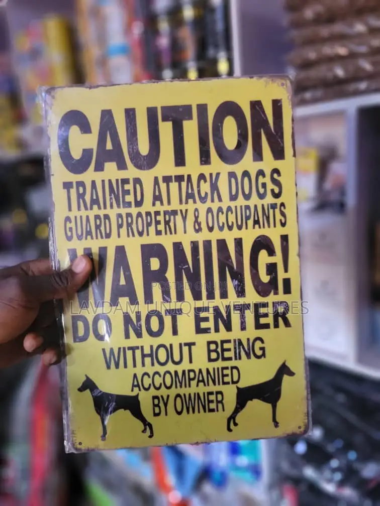 Dog Caution Warning Sign – Keep Out, Pet on Guard