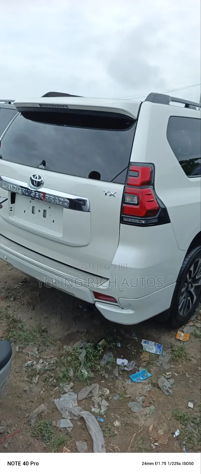 Toyota Land Cruiser Prado 2023 White