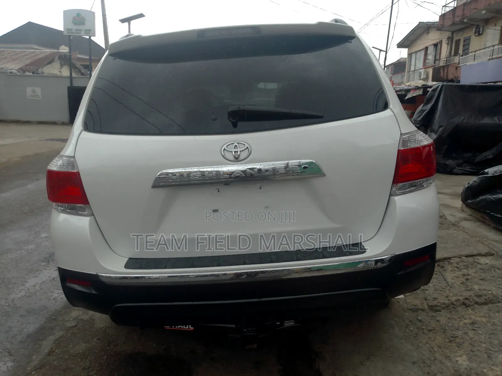 Toyota Highlander SE 2011 White