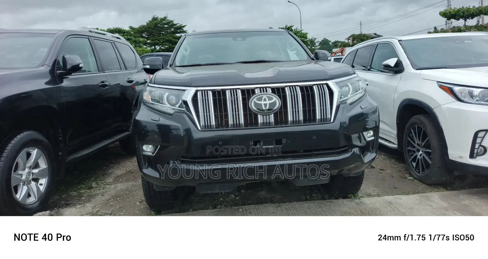 Toyota Land Cruiser Prado 2023 Black