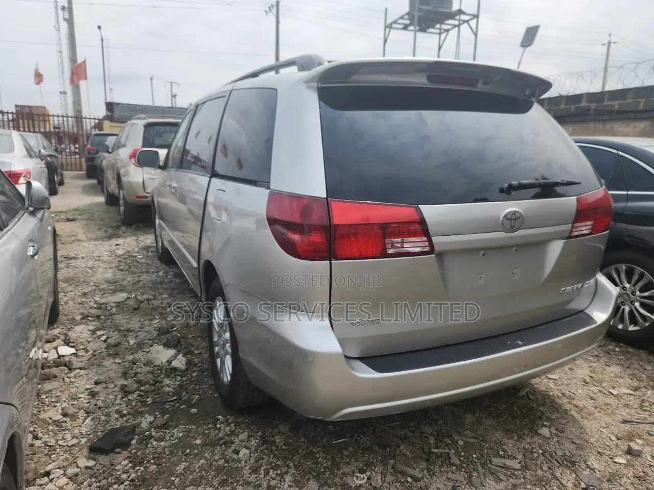Toyota Sienna 2006 Gold