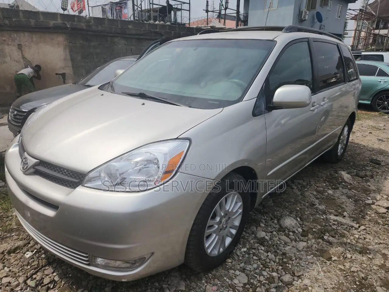 Toyota Sienna 2006 Gold