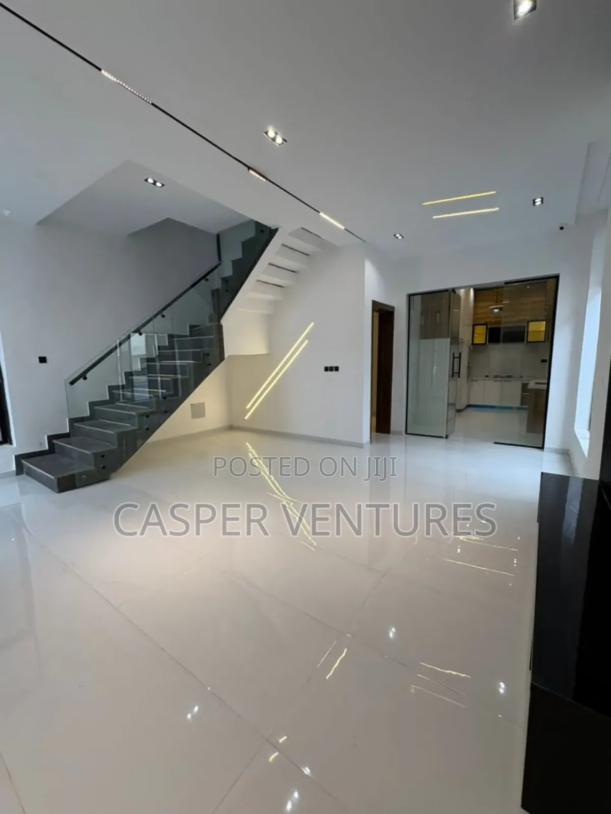 4bdrm Duplex in Lekki County, Ikota for sale