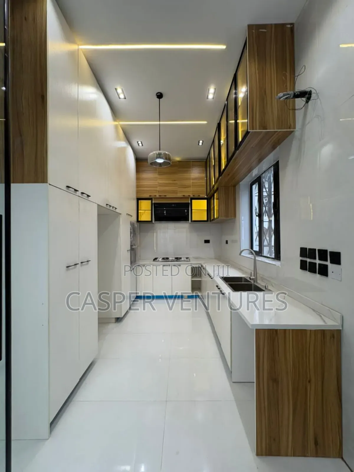 4bdrm Duplex in Lekki County, Ikota for sale