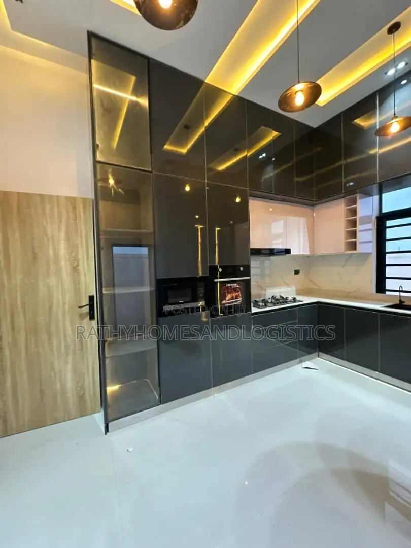 Pop Ceiling, Wall Screeding, Painting Interior Design – Quality