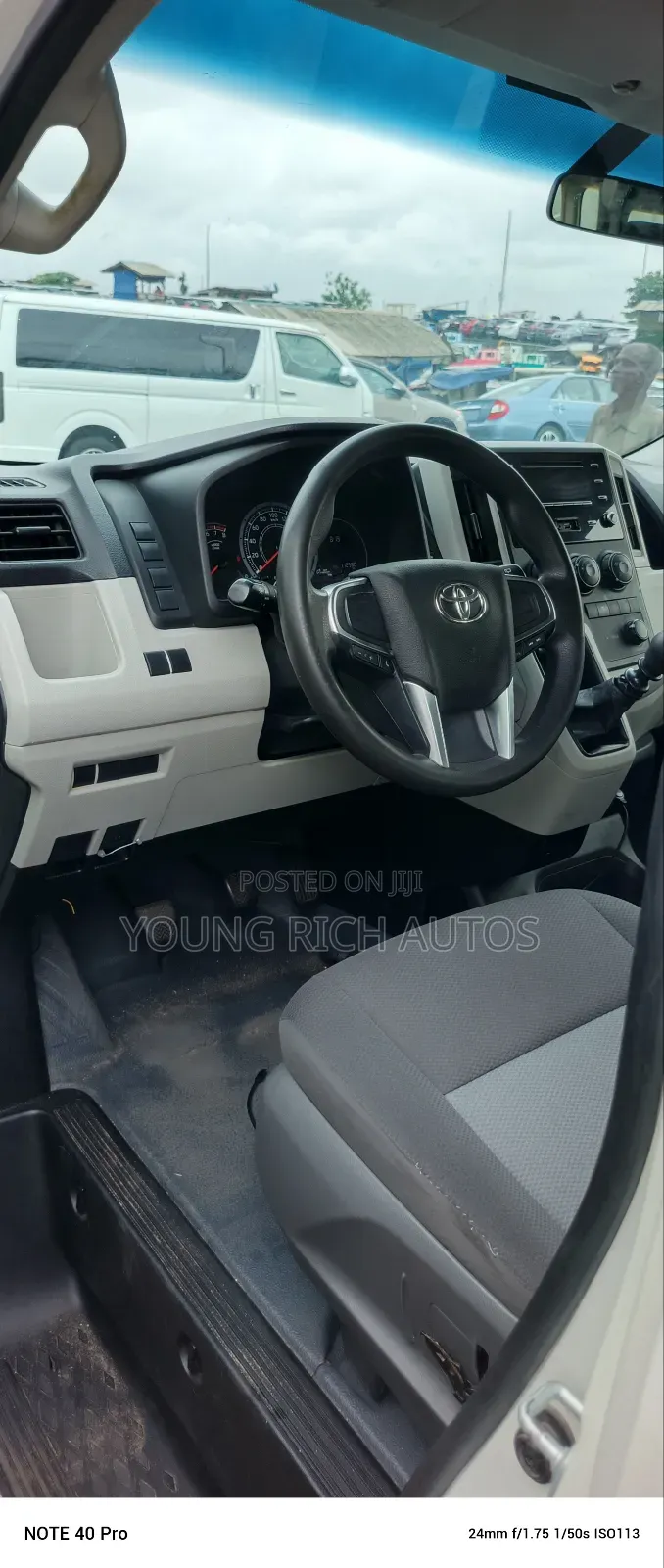 Toyota Grand HiAce 2020 White