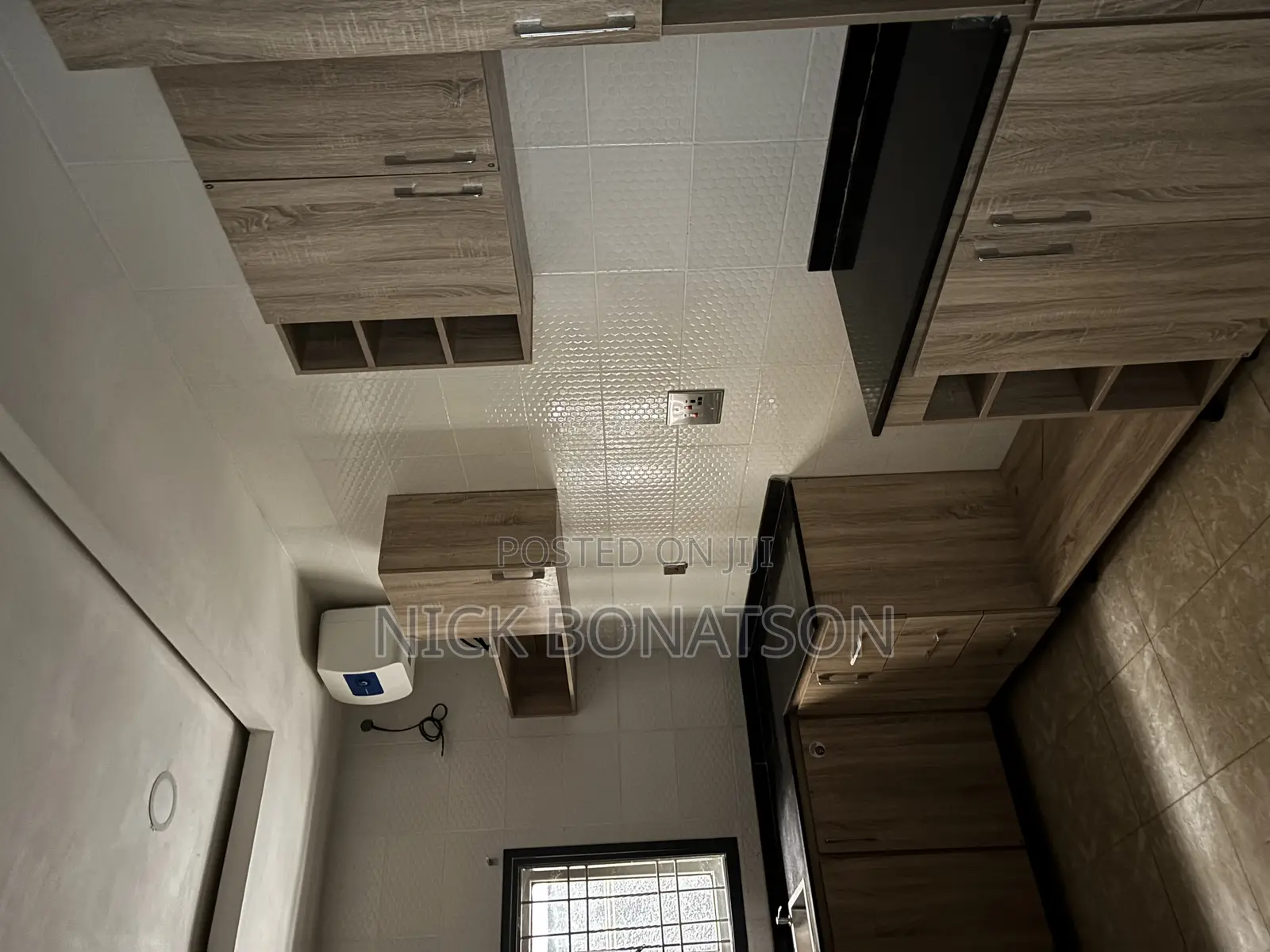 3bdrm Apartment in Life Camp Close To, Dape for rent