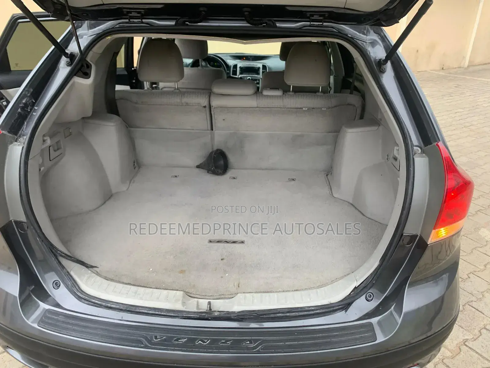 Toyota Venza V6 2012 Gray