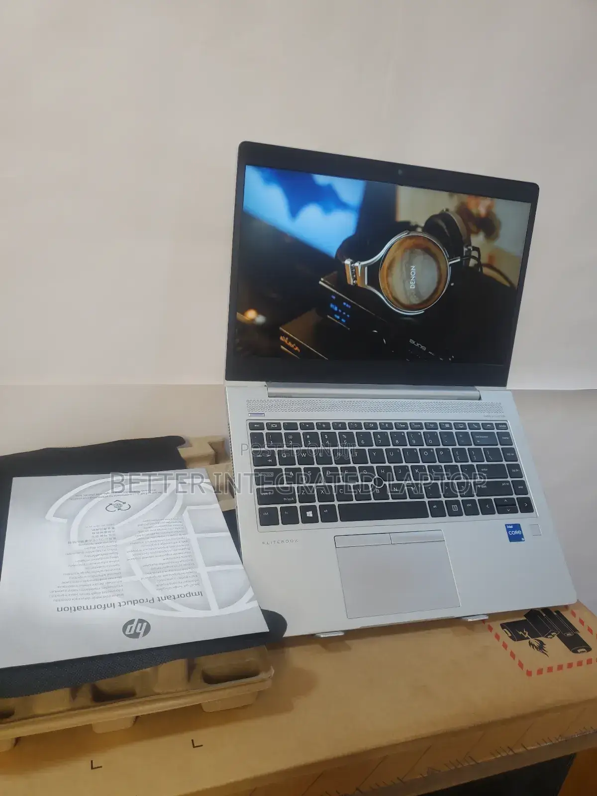 New Laptop HP EliteBook 8560W 8GB Intel Core i5 SSD 1T