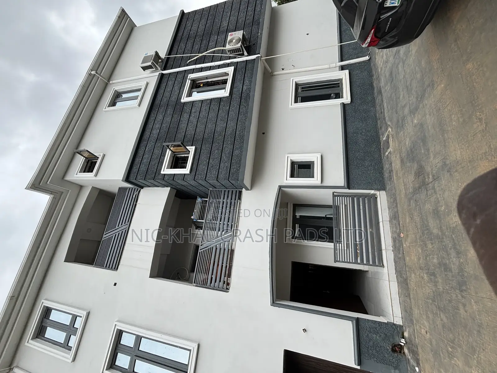 3bdrm Apartment in Life Camp Close To, Dape for rent