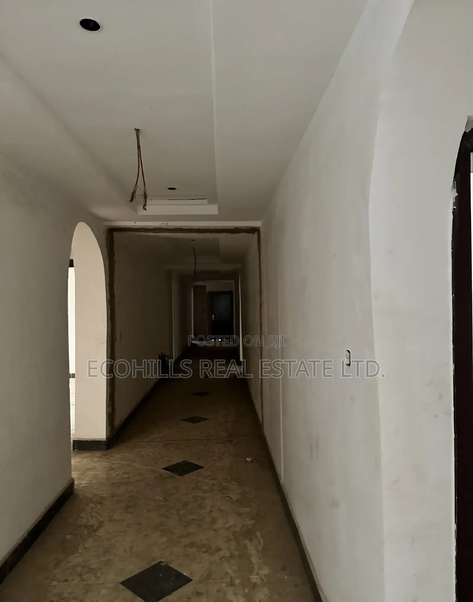 Hotel or Apartment/Plaza/Offices