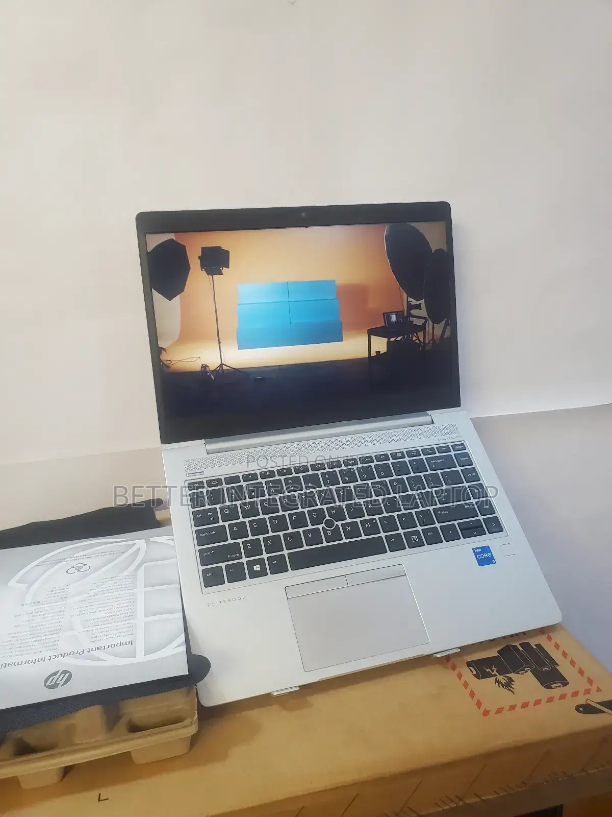 New Laptop HP EliteBook 8560W 32GB Intel Core i5 SSD 1T