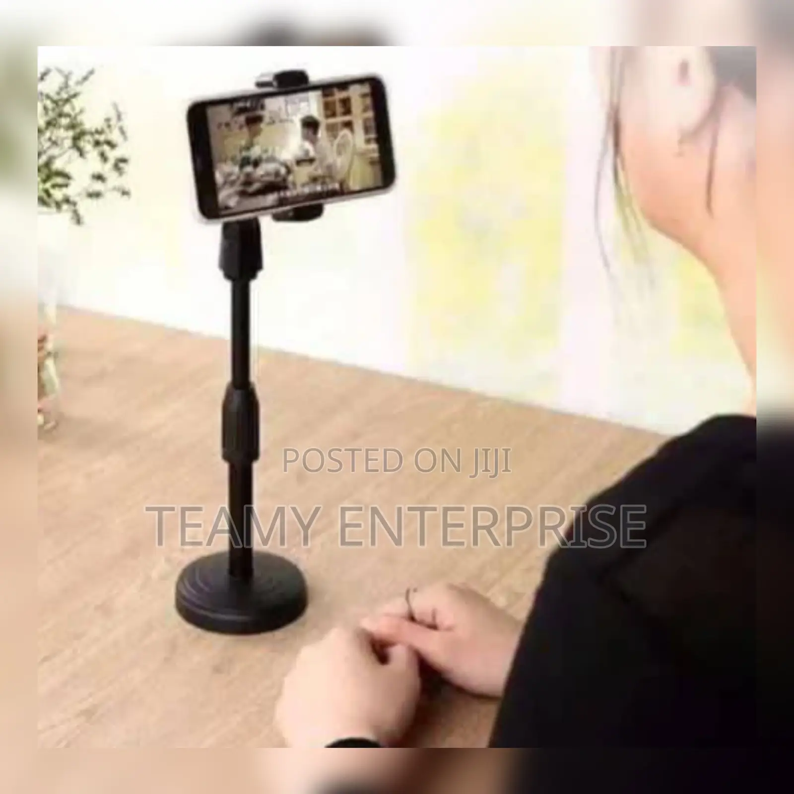 Mobile Phone Holders With Round Base