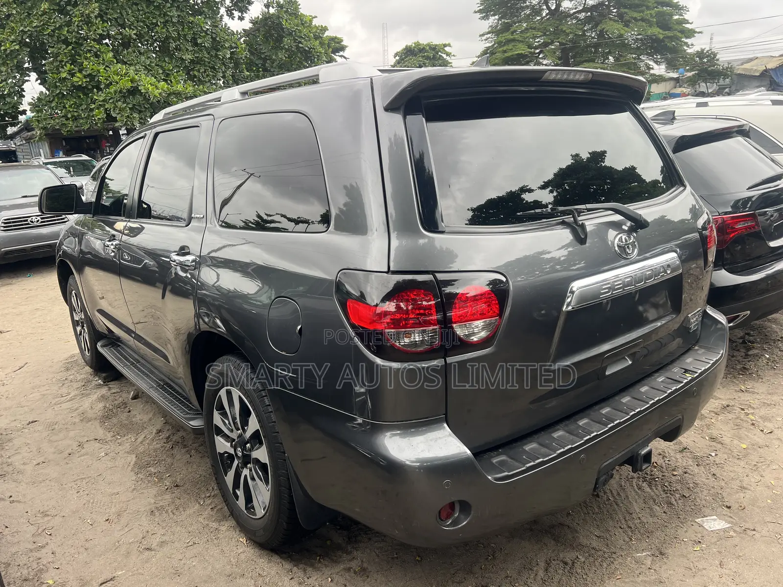 Toyota Sequoia 2018 Gray