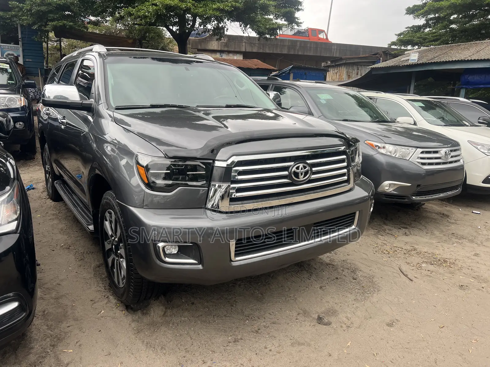 Toyota Sequoia 2018 Gray