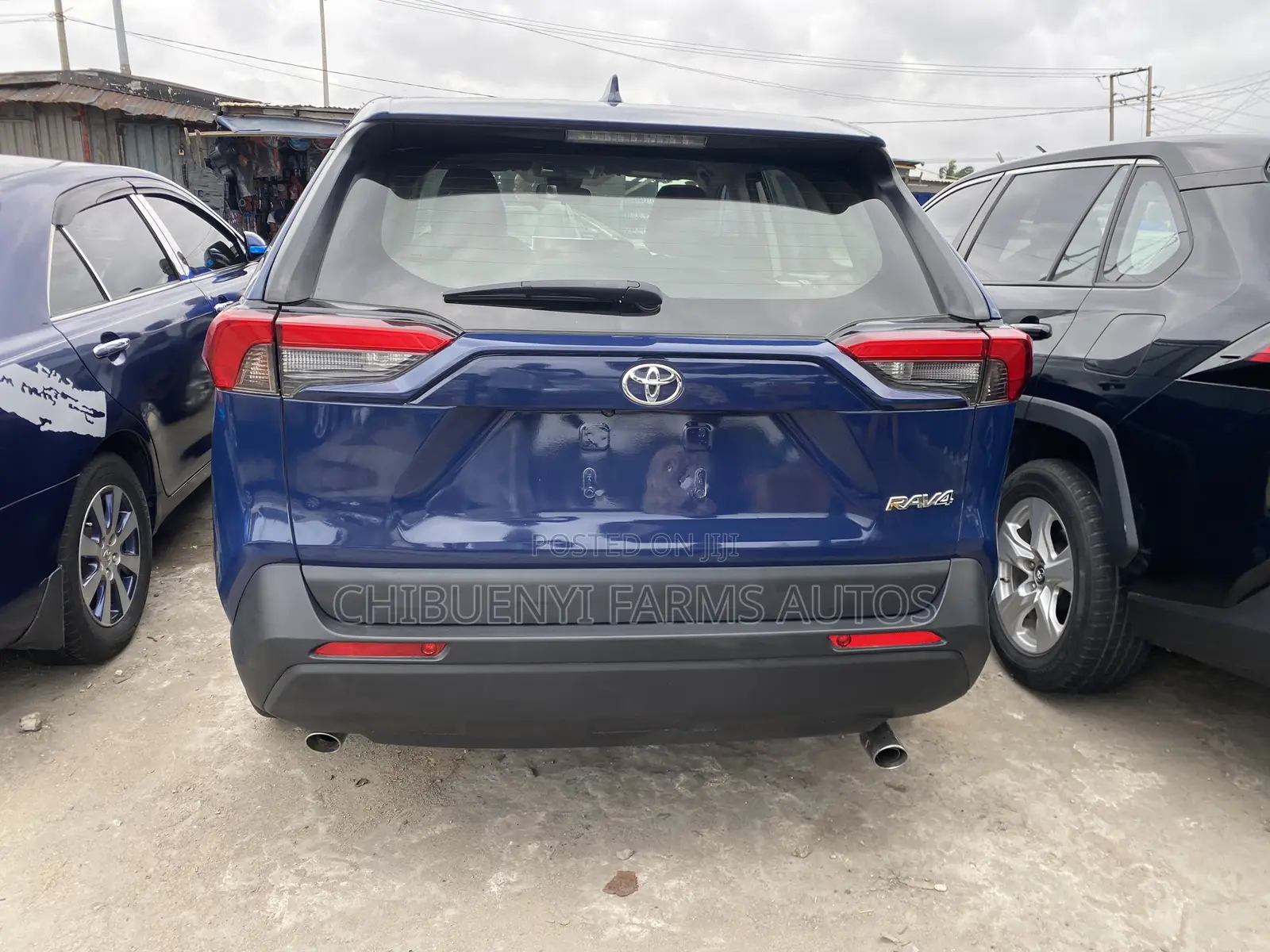 Toyota RAV4 XLE AWD 2020 Blue