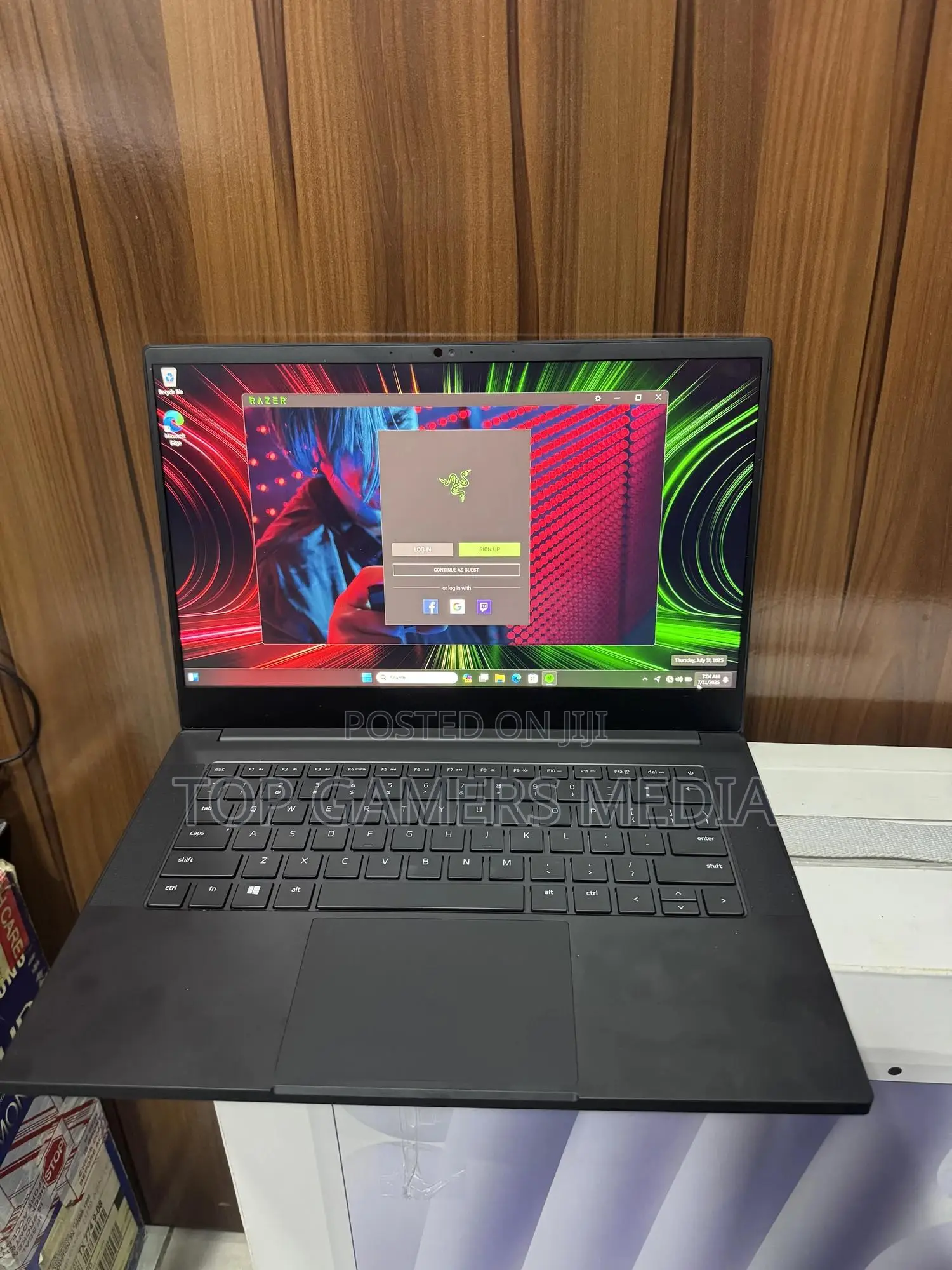 Laptop Razer Blade 32GB AMD Ryzen 9 SSD 1T