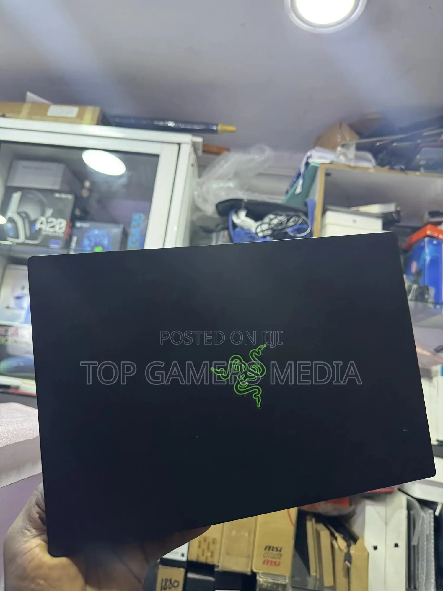 Laptop Razer Blade 32GB AMD Ryzen 9 SSD 1T