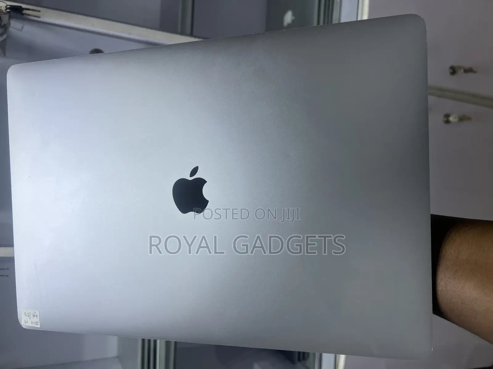 Laptop Apple MacBook Pro 2019 16GB Intel Core i9 SSD 1T