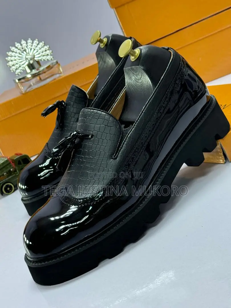 Louis Vuitton Classic Men's Footwear