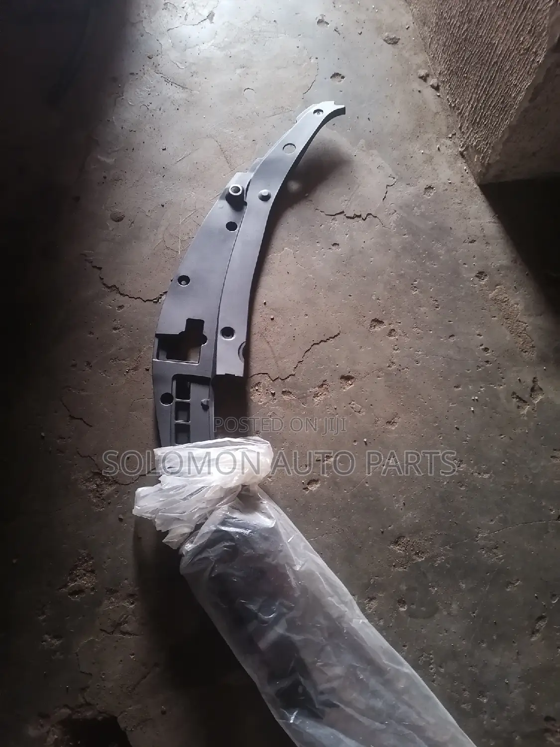 Radiator Plastic Camry 2012 2013